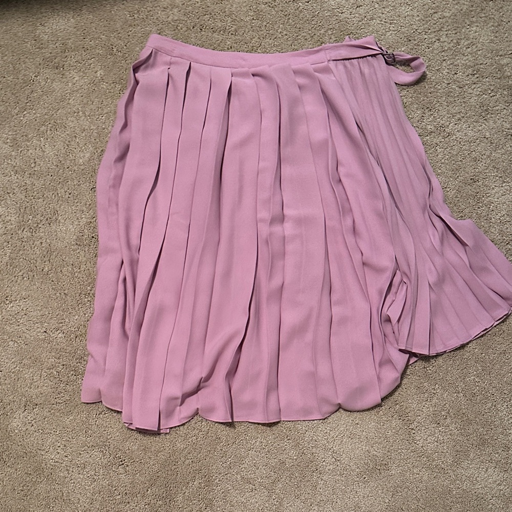 Leith Soft Pink Pleated Midi Skirt